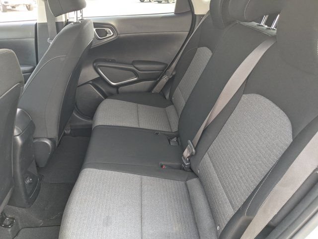 Used 2022 Kia Soul S FWD image 16