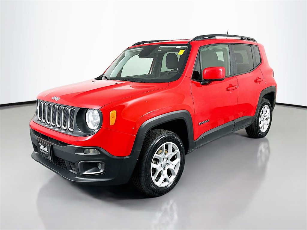 Used 2018 Jeep Renegade Latitude w/ Cold Weather Group image 5