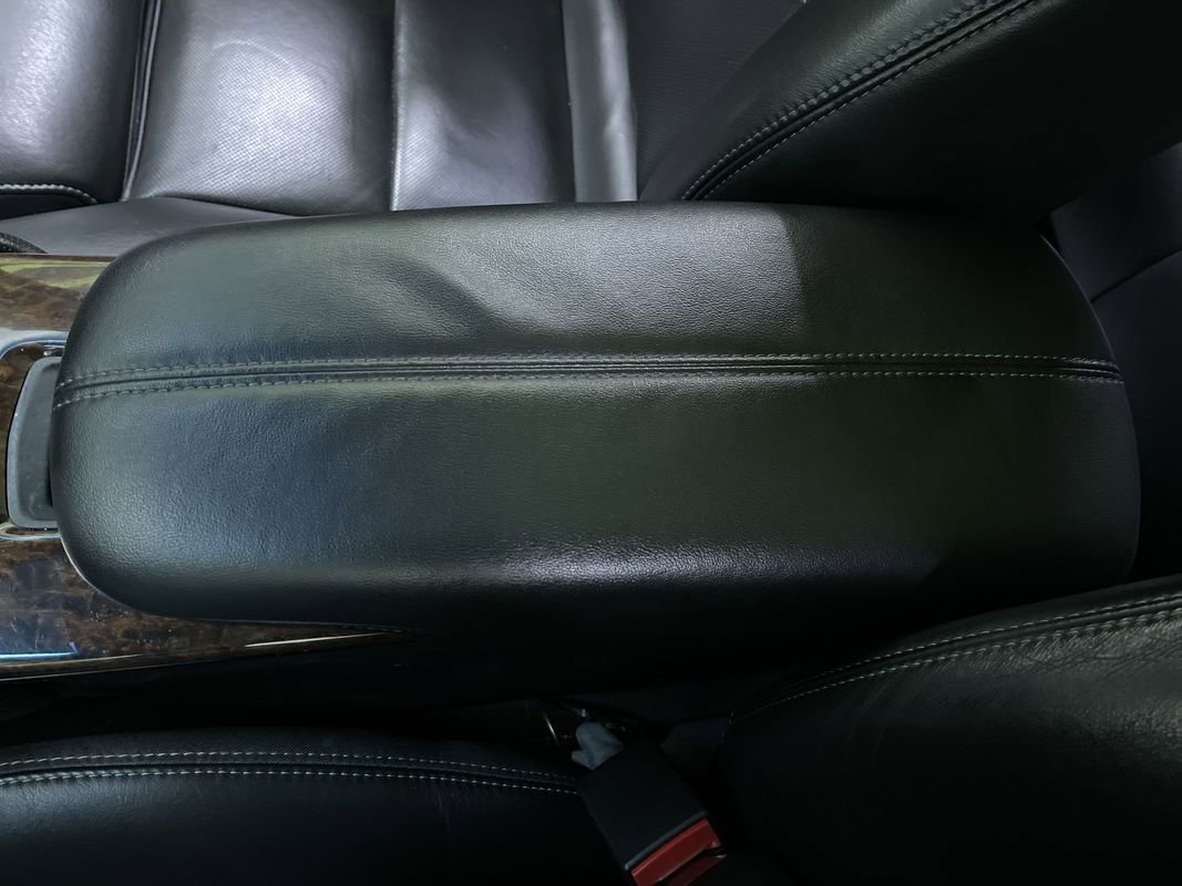 Used 2013 Cadillac XTS Luxury w/ Driver Awareness Package image 27