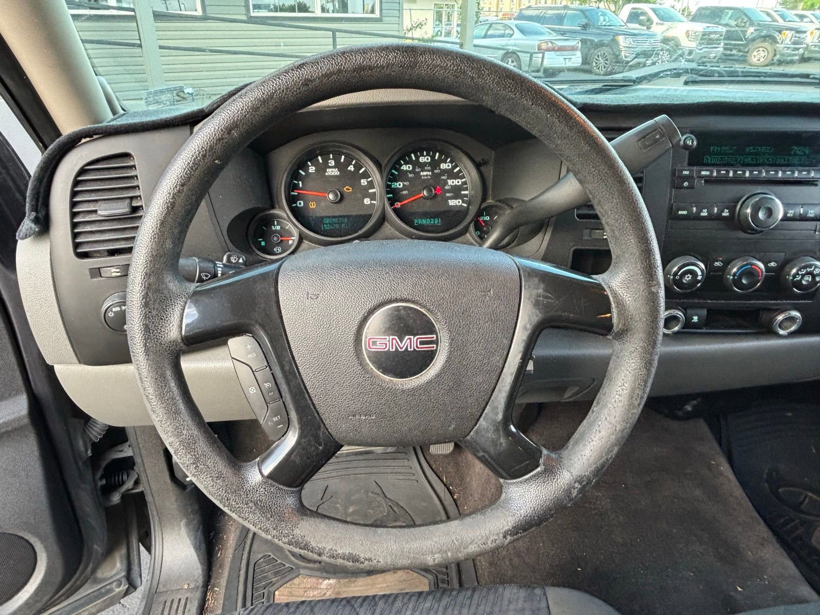 Used 2010 GMC Sierra 1500 SL RWD image 8