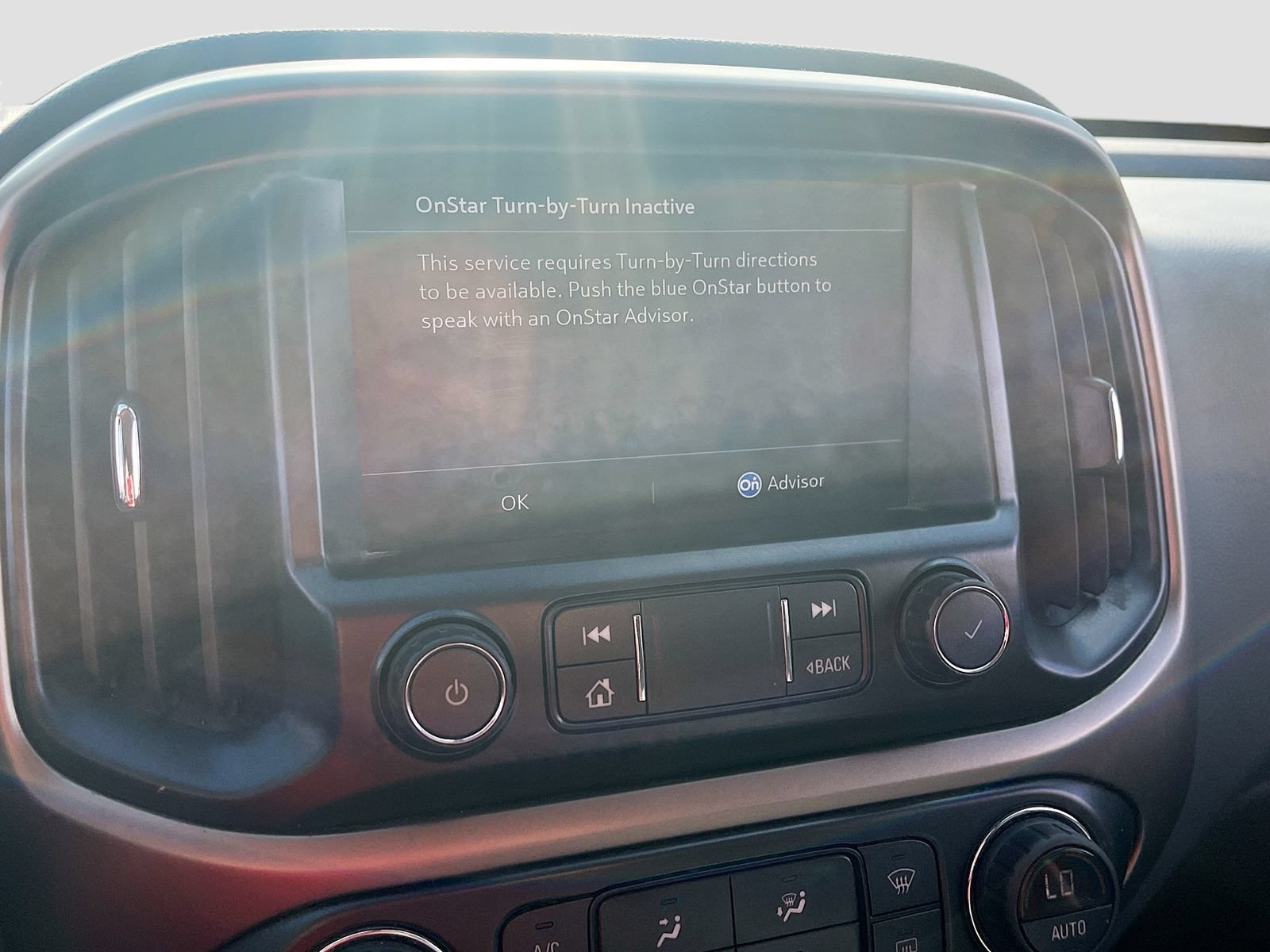 Used 2022 Chevrolet Colorado Z71 AWD/4WD image 13