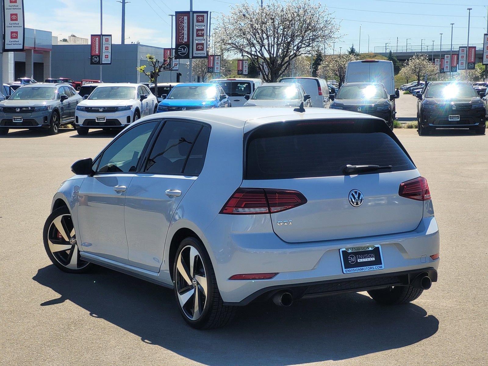 Used 2018 Volkswagen GTI SE image 7