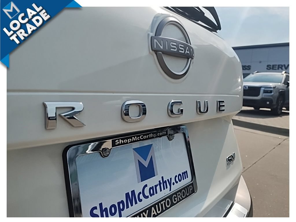 Used 2023 Nissan Rogue SV FWD image 9