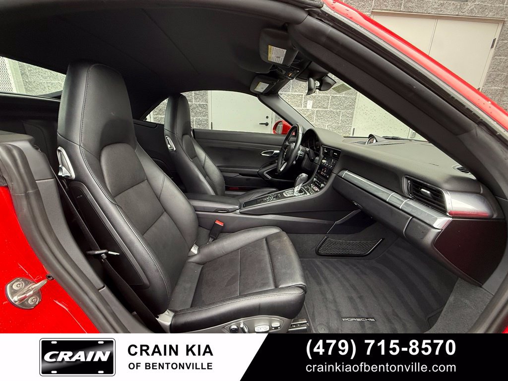 Used 2018 Porsche 911 Carrera RWD image 30