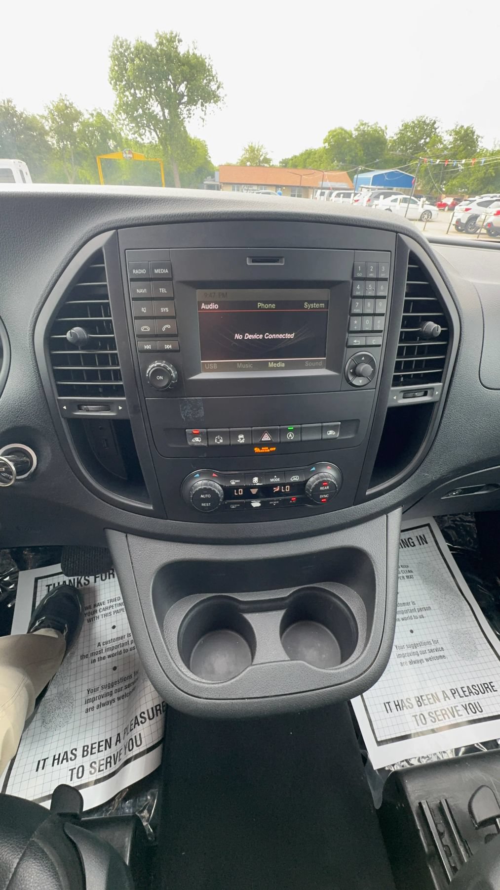 Used 2018 Mercedes-Benz Metris Passenger image 16