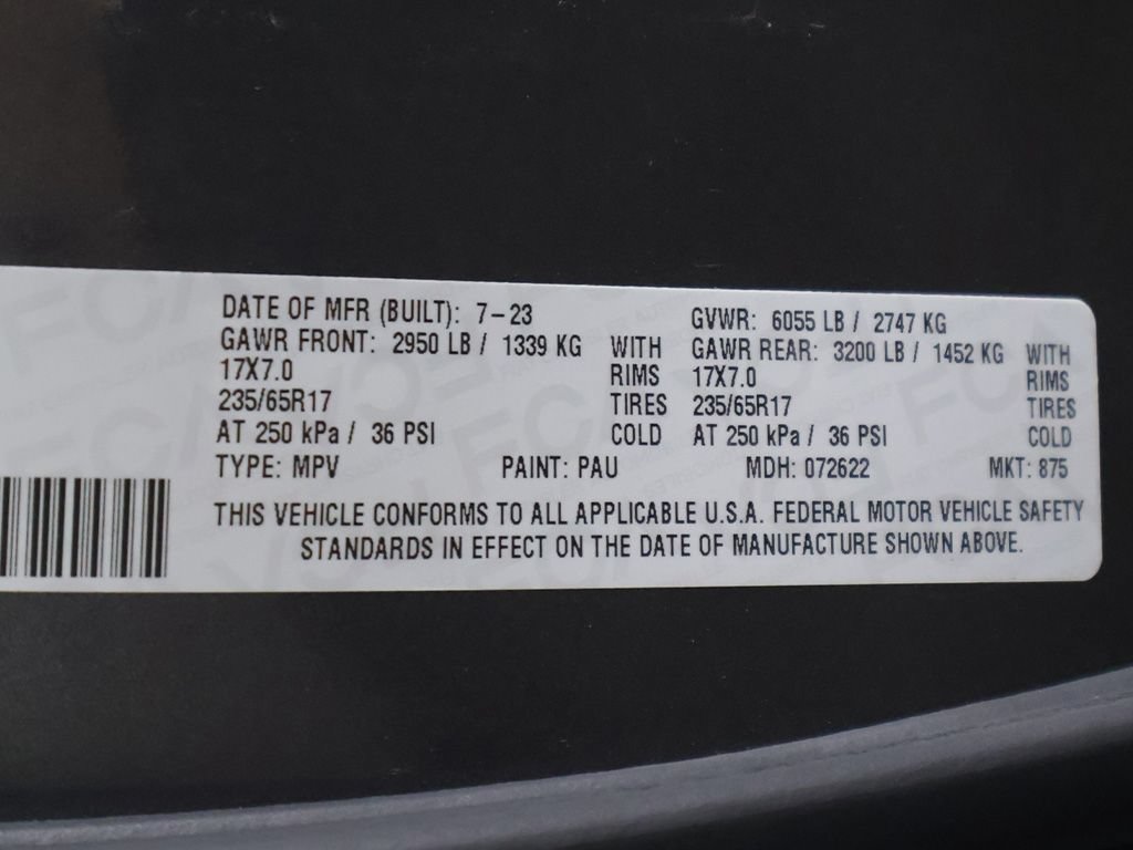 Used 2023 Chrysler Pacifica Touring-L FWD image 49