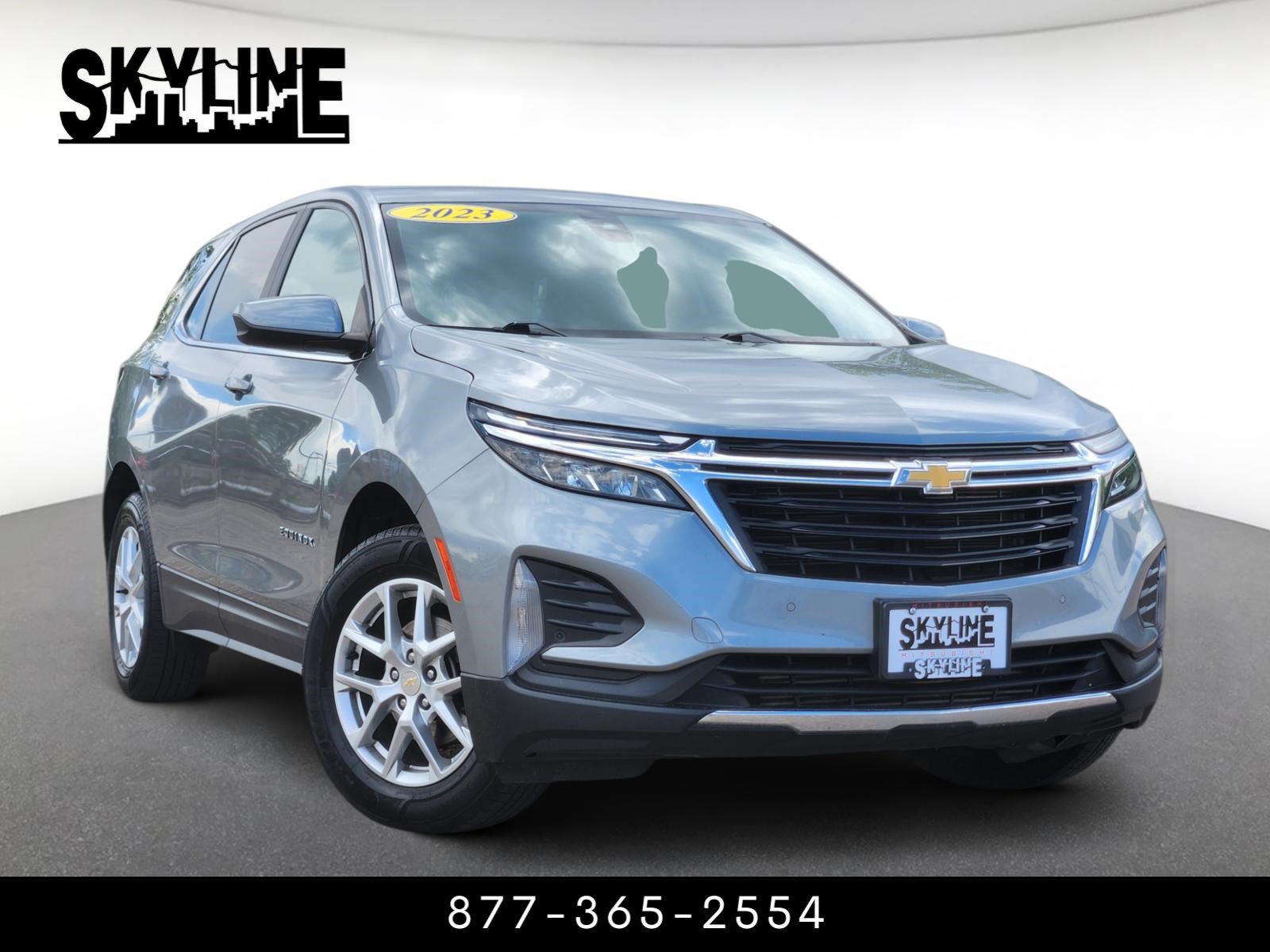 Used 2023 Chevrolet Equinox LT w/ LPO, Floor Liner Package AWD/4WD image 1