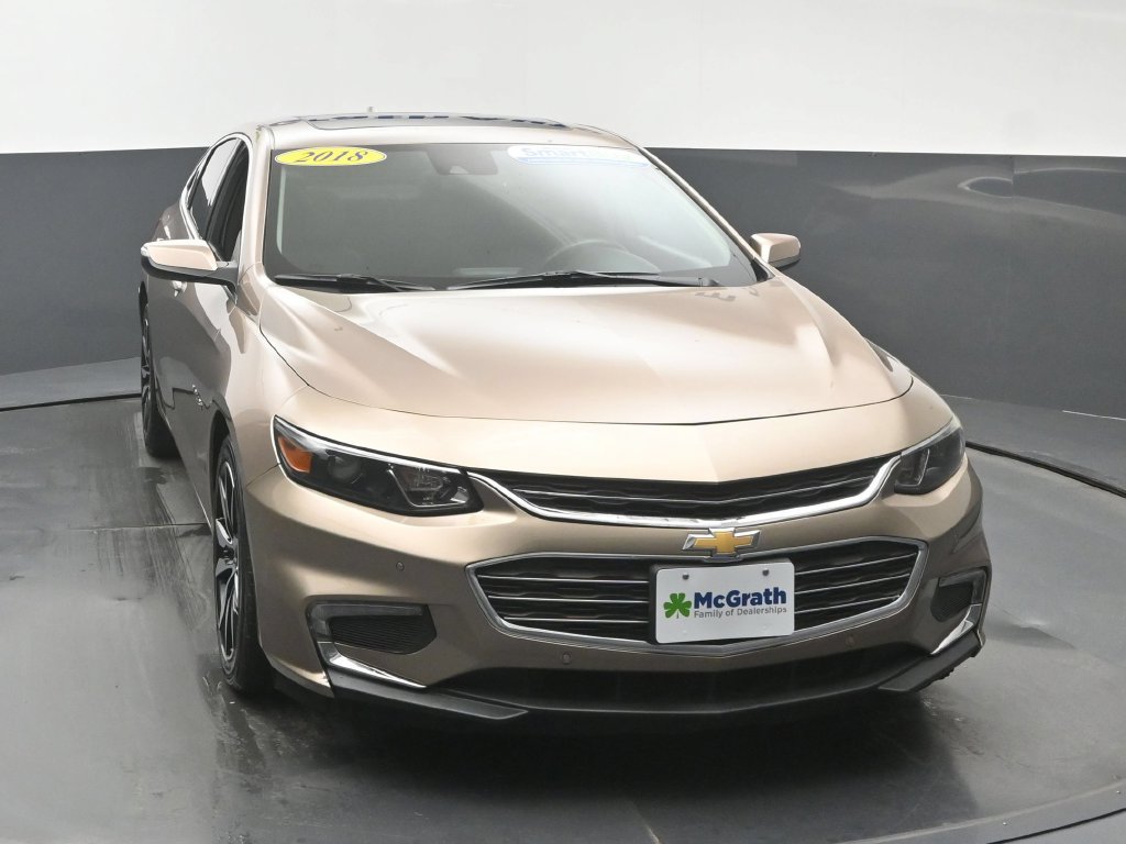 Used 2018 Chevrolet Malibu LT w/ Leather Package FWD image 5
