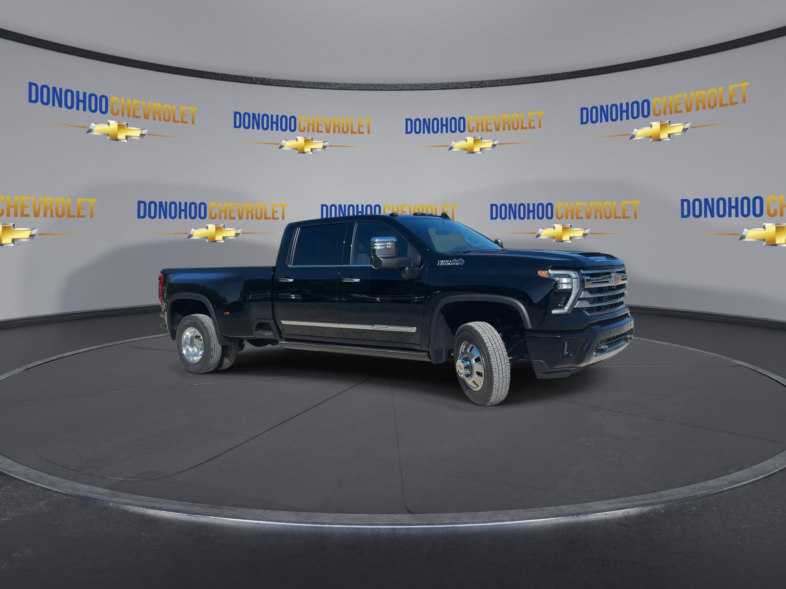 New 2026 Chevrolet Silverado 3500 High Country w/ High Country Premium Package AWD/4WD image 5