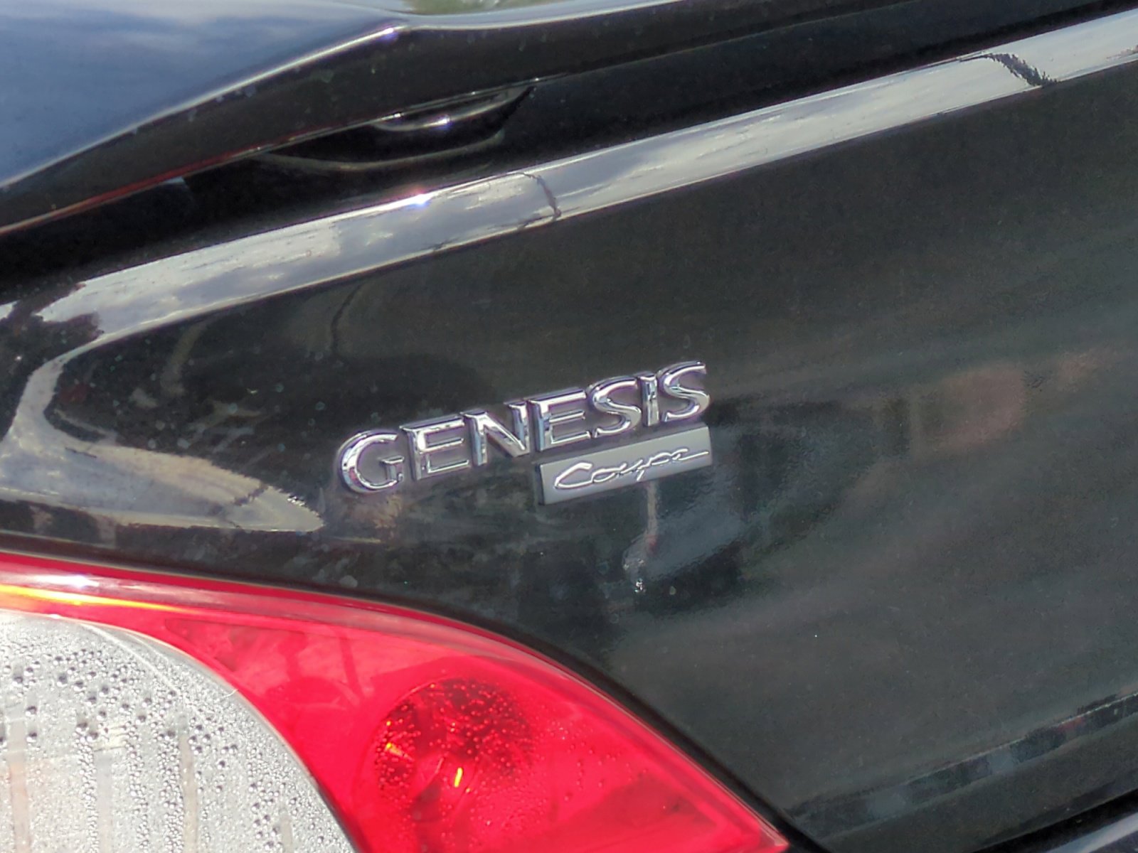 Used 2010 Hyundai Genesis 2.0T image 24