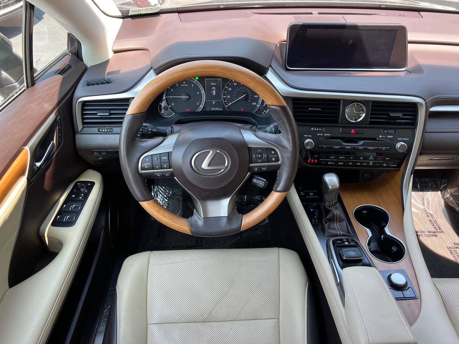 Used 2017 Lexus RX 350 FWD w/ Premium Package image 24