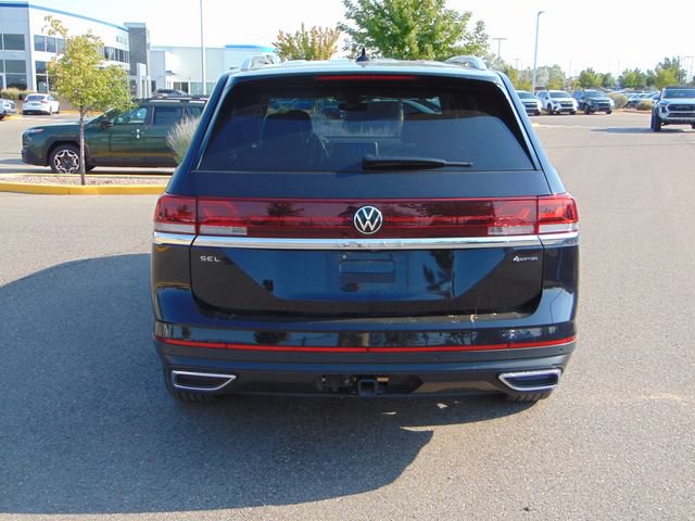 Used 2025 Volkswagen Atlas SEL AWD/4WD image 5