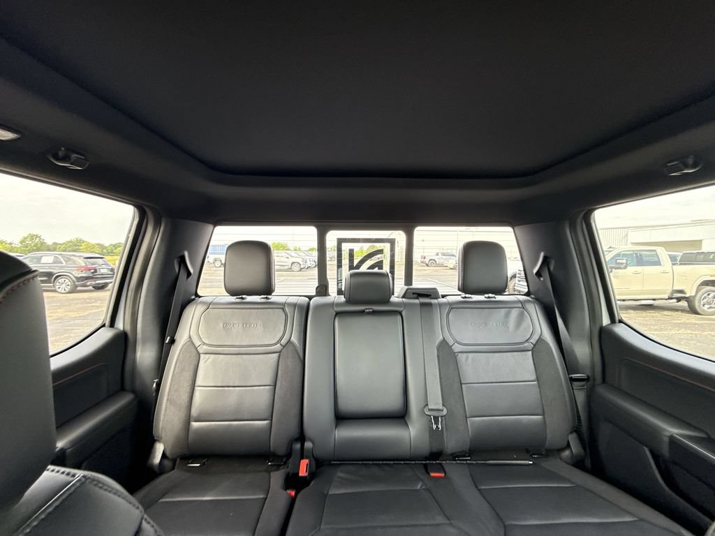 Used 2025 Ford F150 Raptor AWD/4WD image 28