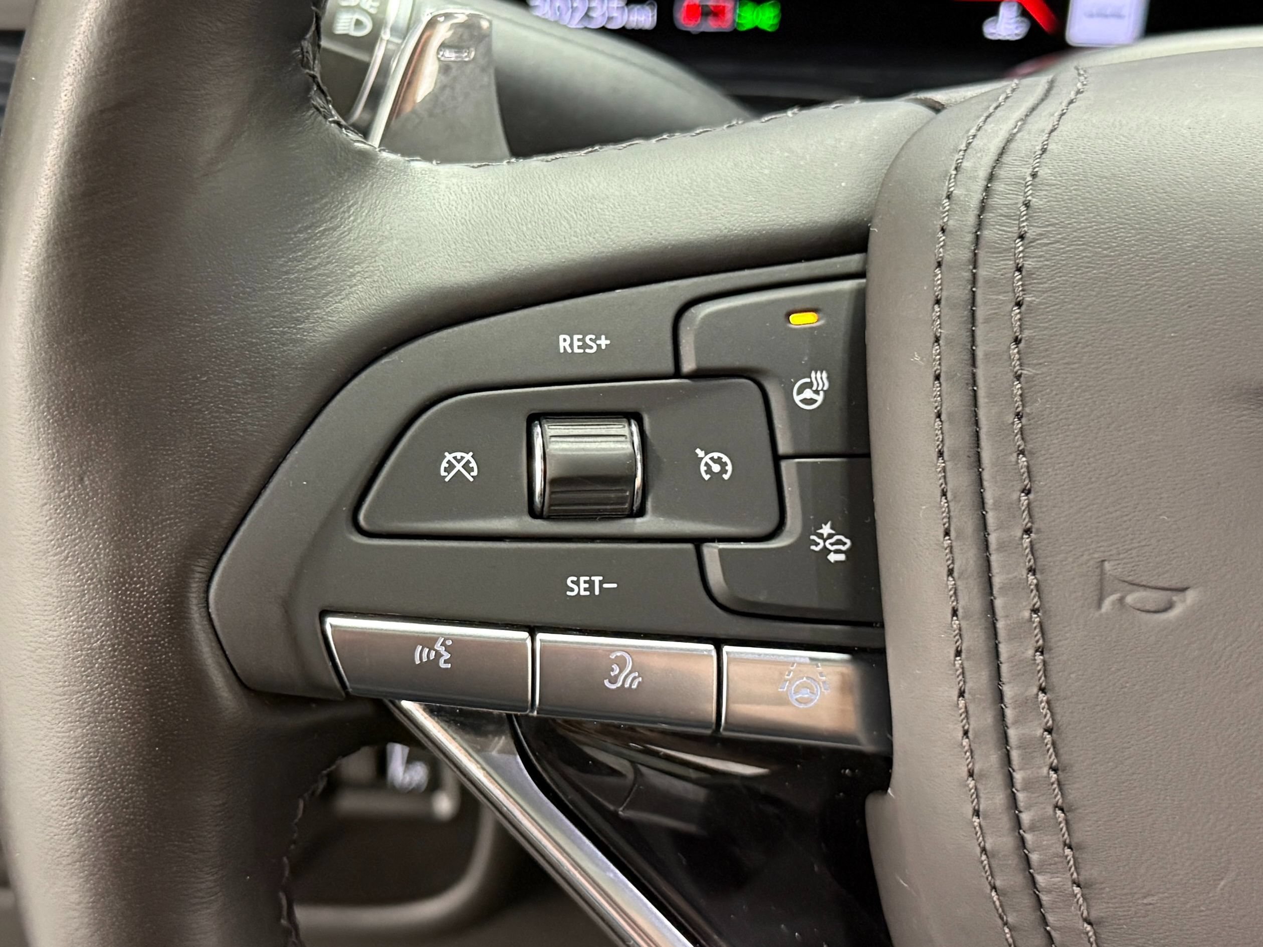 Used 2024 Cadillac Escalade V AWD/4WD image 24