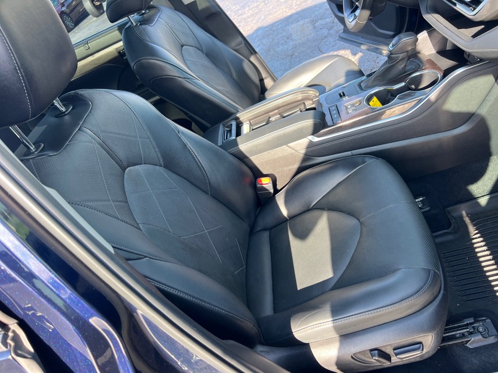 Used 2022 Toyota Highlander Platinum AWD/4WD image 25