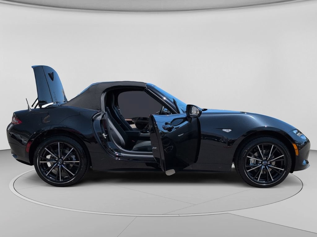 New 2026 MAZDA MX-5 Miata Grand Touring RWD image 15