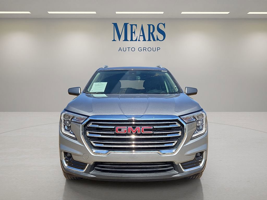 Used 2024 GMC Terrain SLT image 8