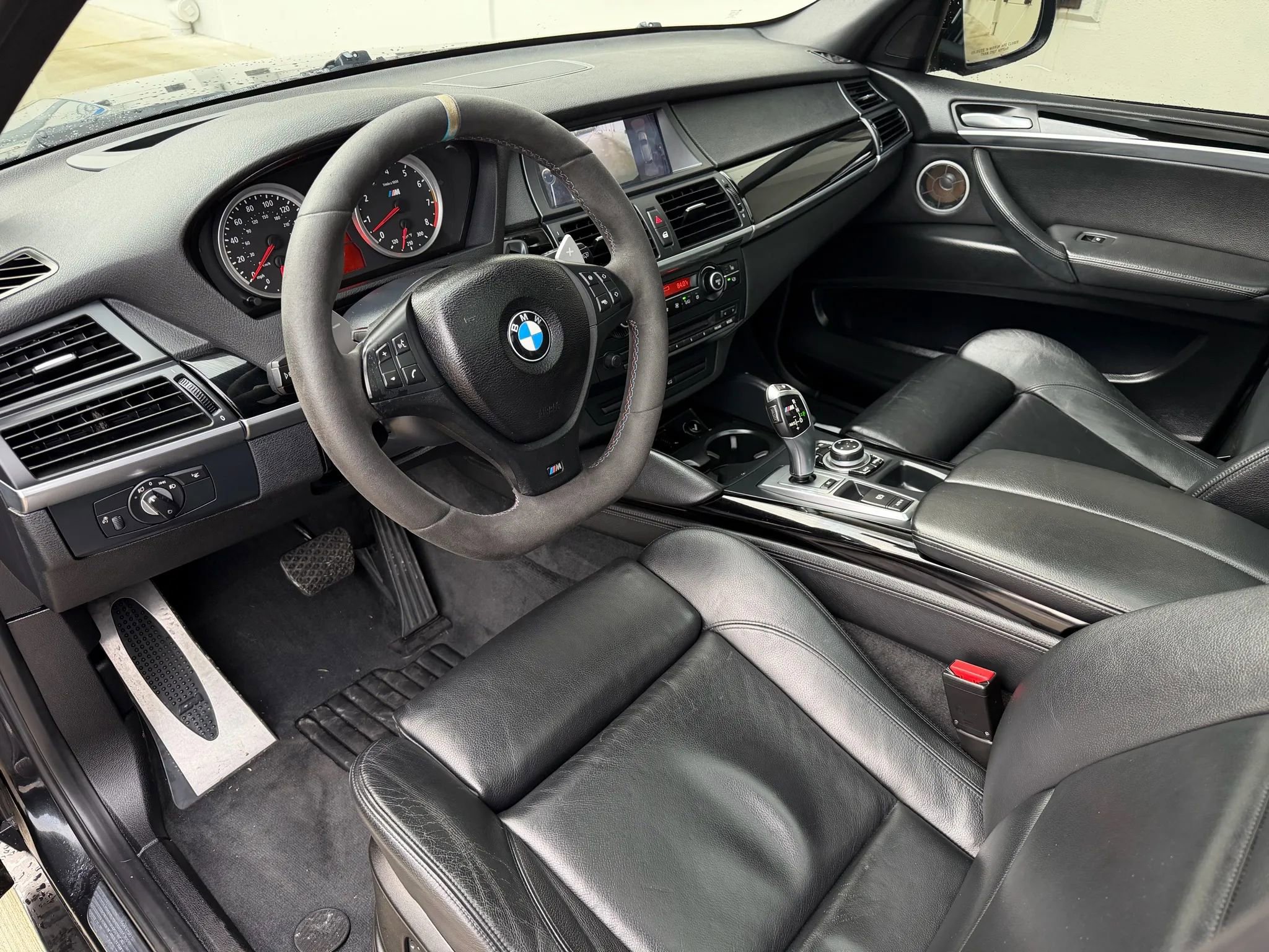 Used 2010 BMW X5 M image 10