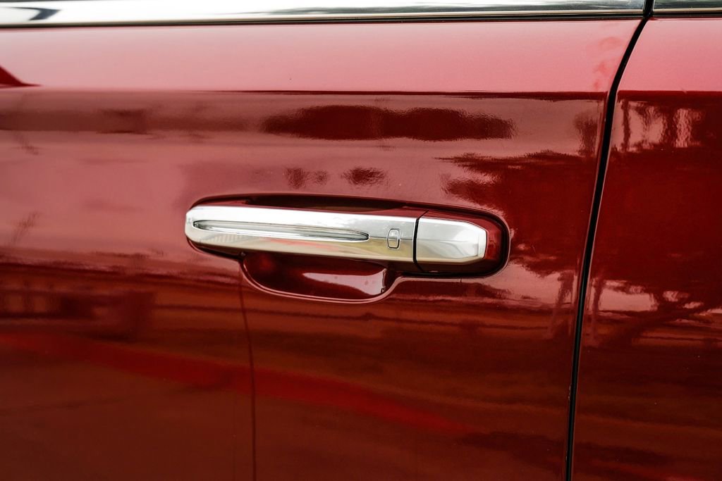 Used 2019 Cadillac Escalade Platinum image 46