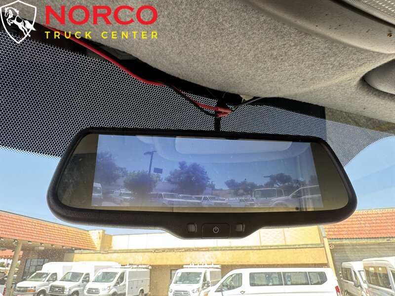 Used 2018 Mercedes-Benz Sprinter 2500 image 25