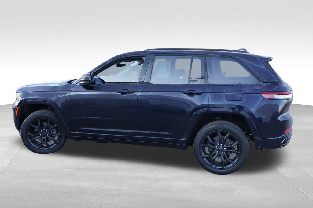 Used 2023 Jeep Grand Cherokee 30th Anniversary AWD/4WD image 9