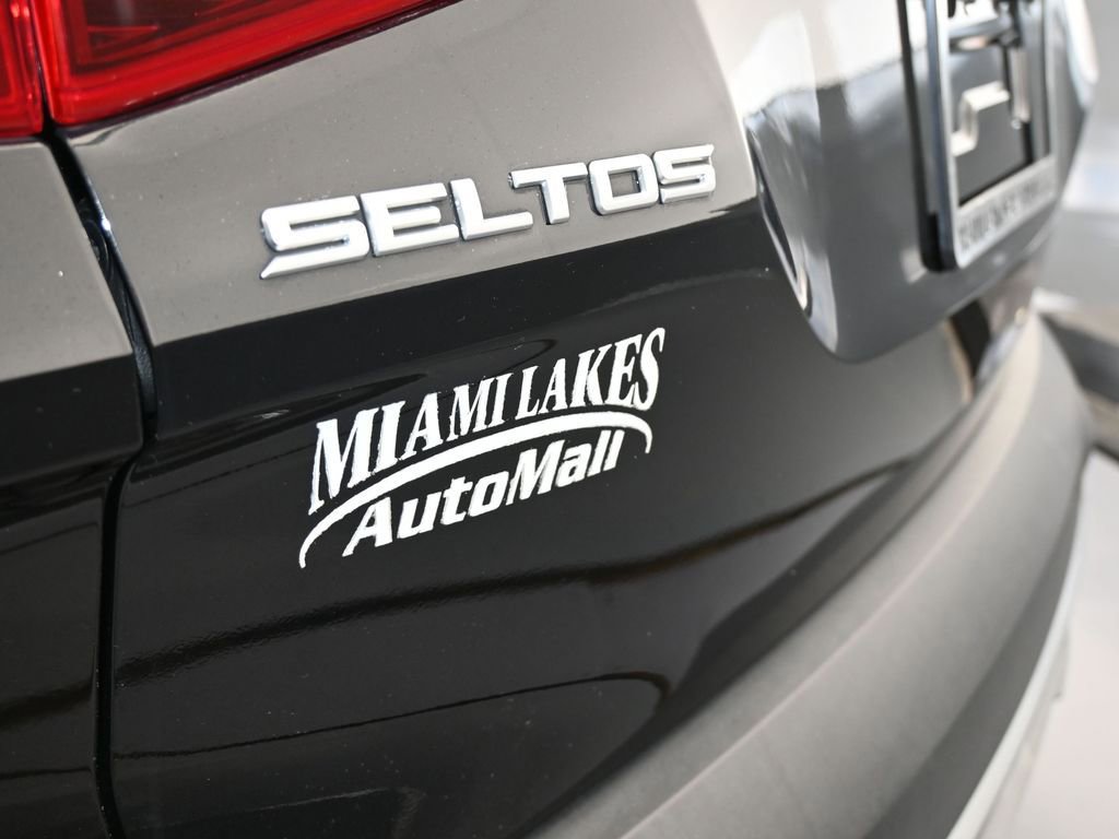 Used 2023 Kia Seltos S image 39