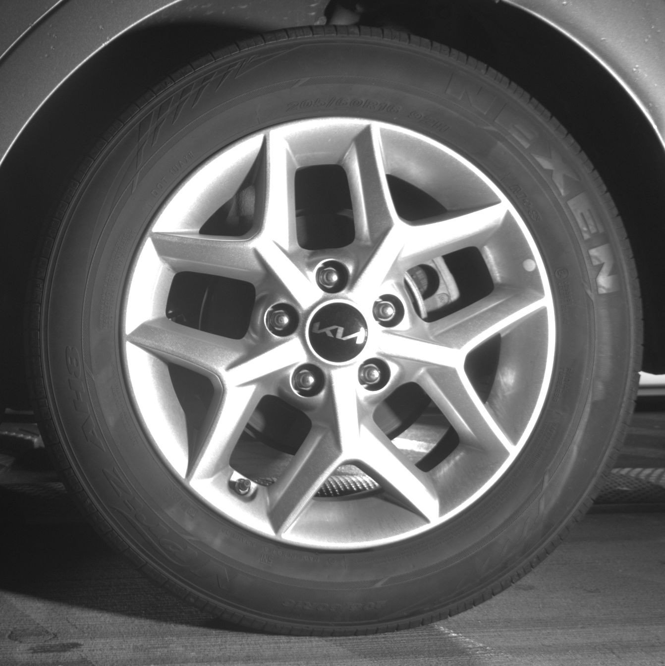 Used 2025 Kia Soul LX w/ LX Technology Package FWD image 14