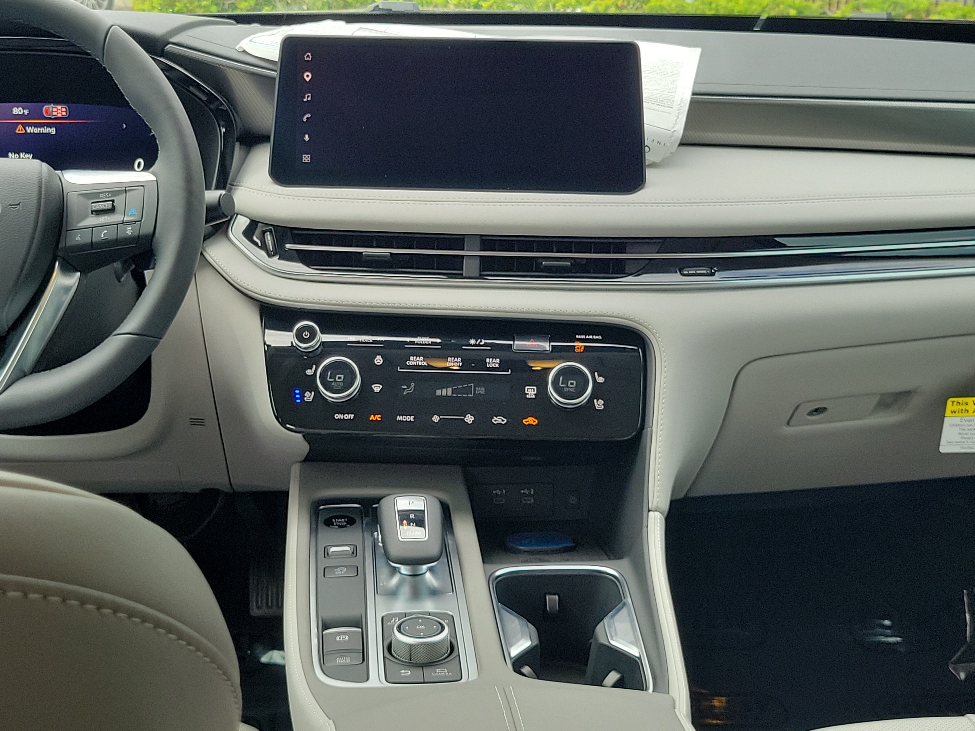 New 2027 INFINITI QX60 Luxe w/ Family Package FWD image 13
