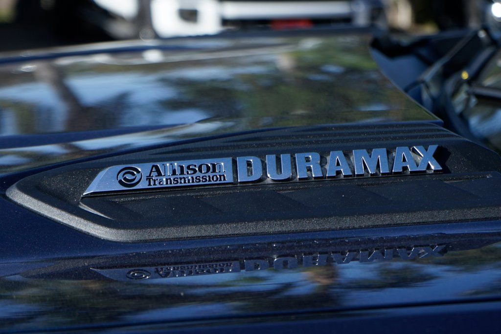 Used 2020 Chevrolet Silverado 2500 LTZ image 42