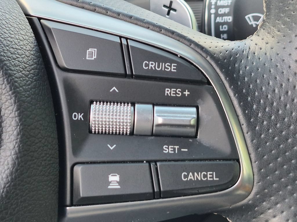 Used 2019 Genesis G70 2.0T Advanced w/ Prestige Package AWD/4WD image 18