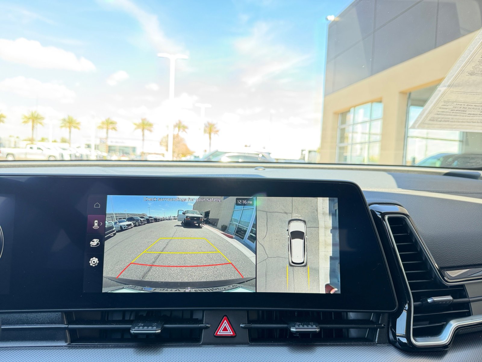 Used 2025 Kia Sportage SX image 29