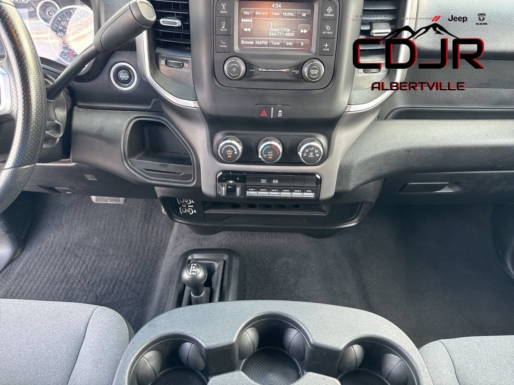 Used 2024 RAM 3500 SLT w/ Quick Order Package 2YG SLT AWD/4WD image 37