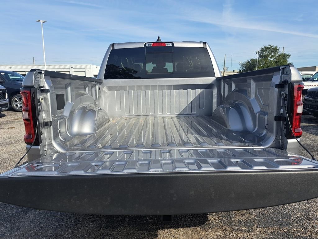 New 2025 RAM 1500 Tradesman image 25