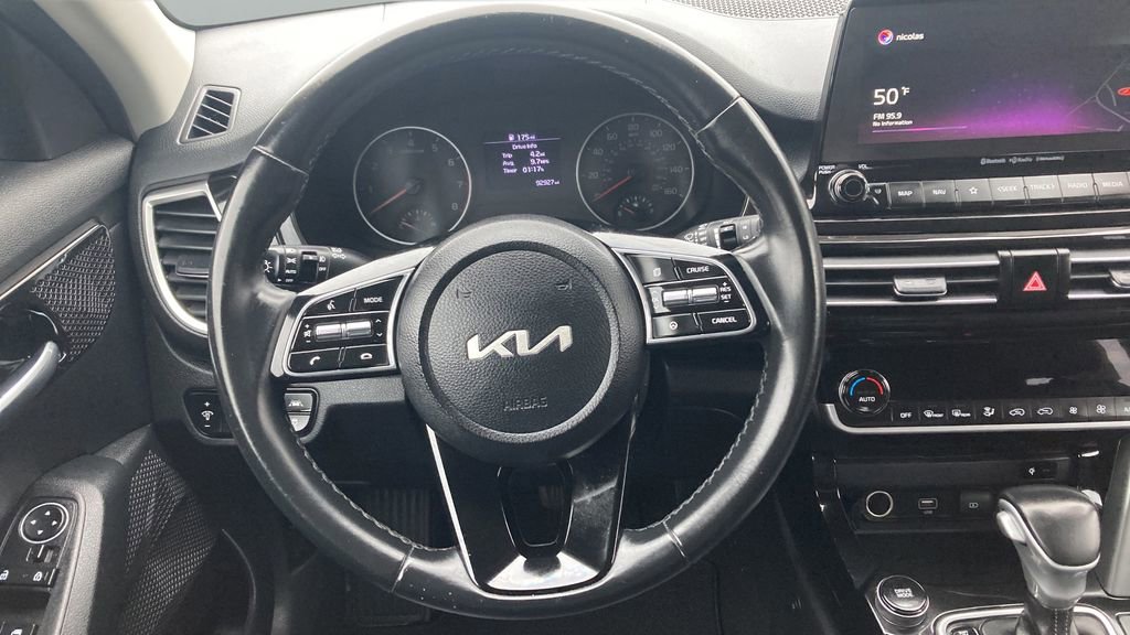 Used 2022 Kia Seltos EX AWD/4WD image 28