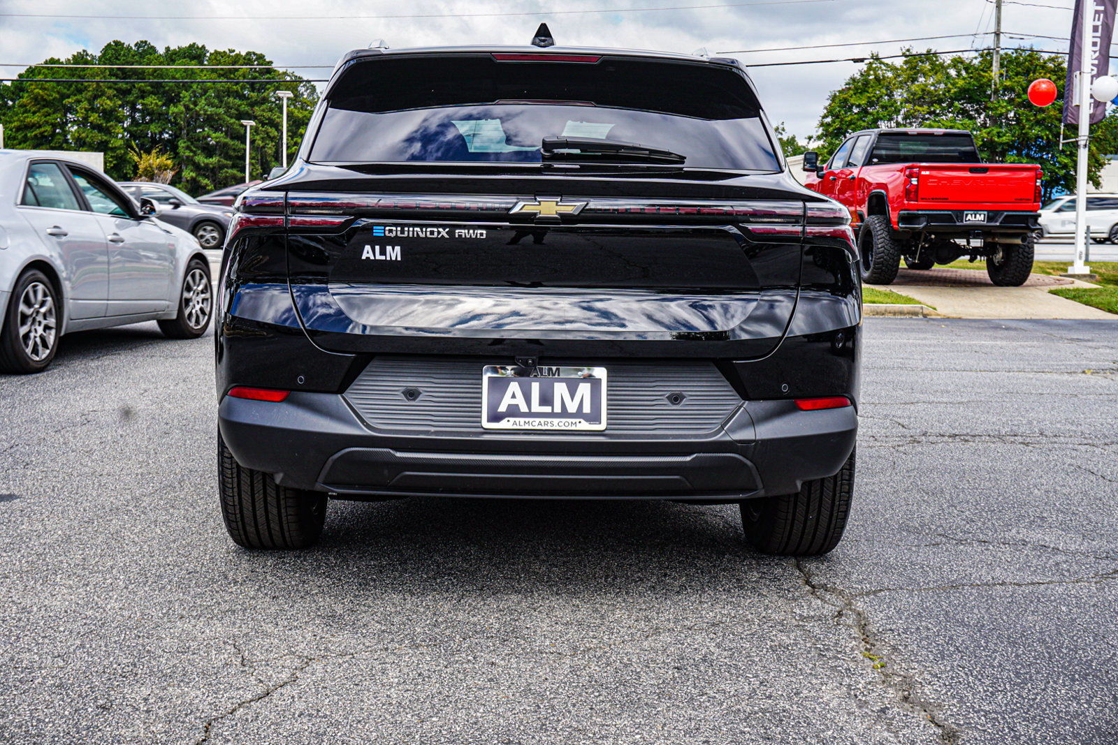New 2026 Chevrolet Equinox EV LT AWD/4WD image 8