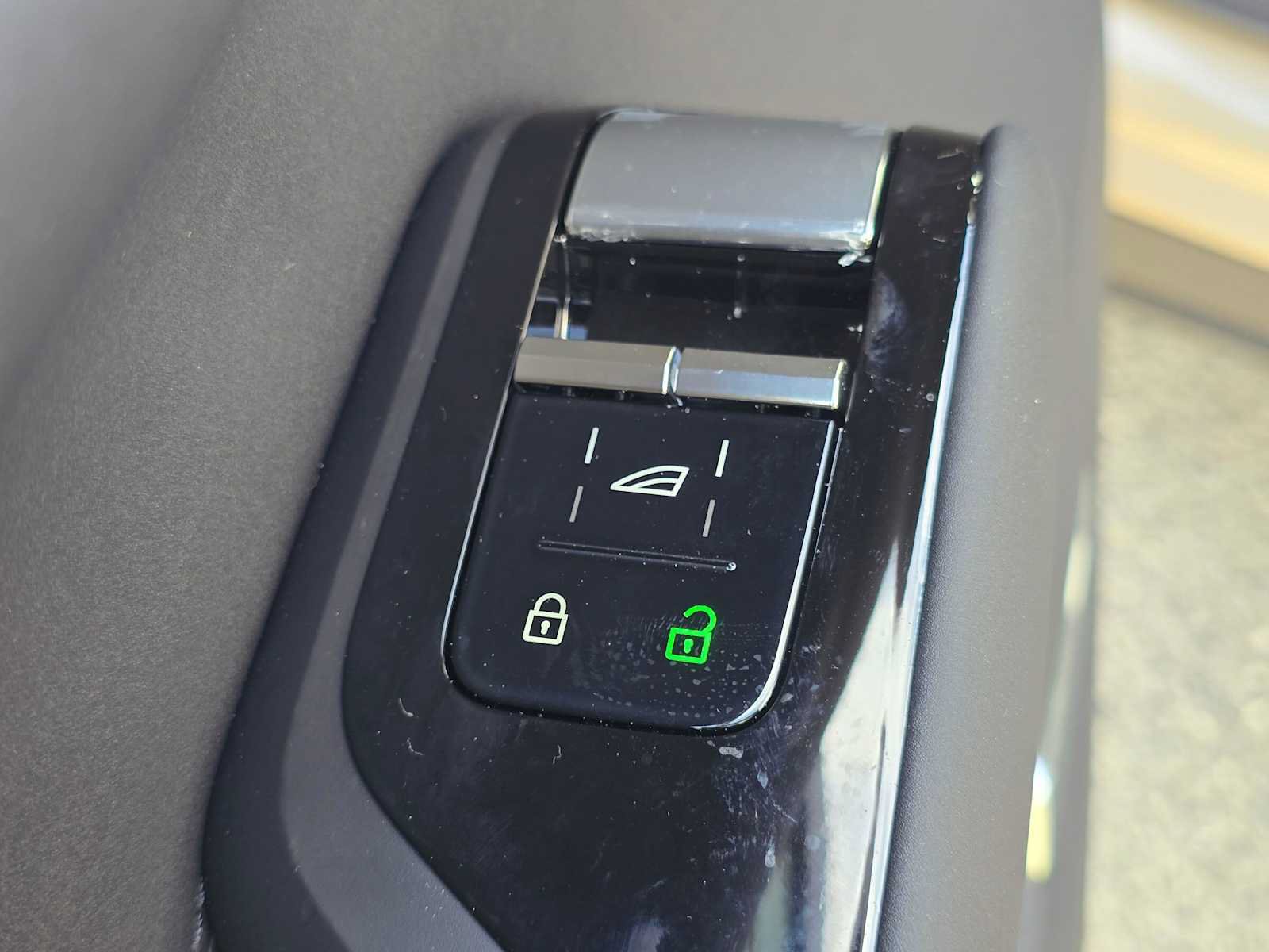 New 2026 Volvo EX90 Ultra AWD/4WD image 22