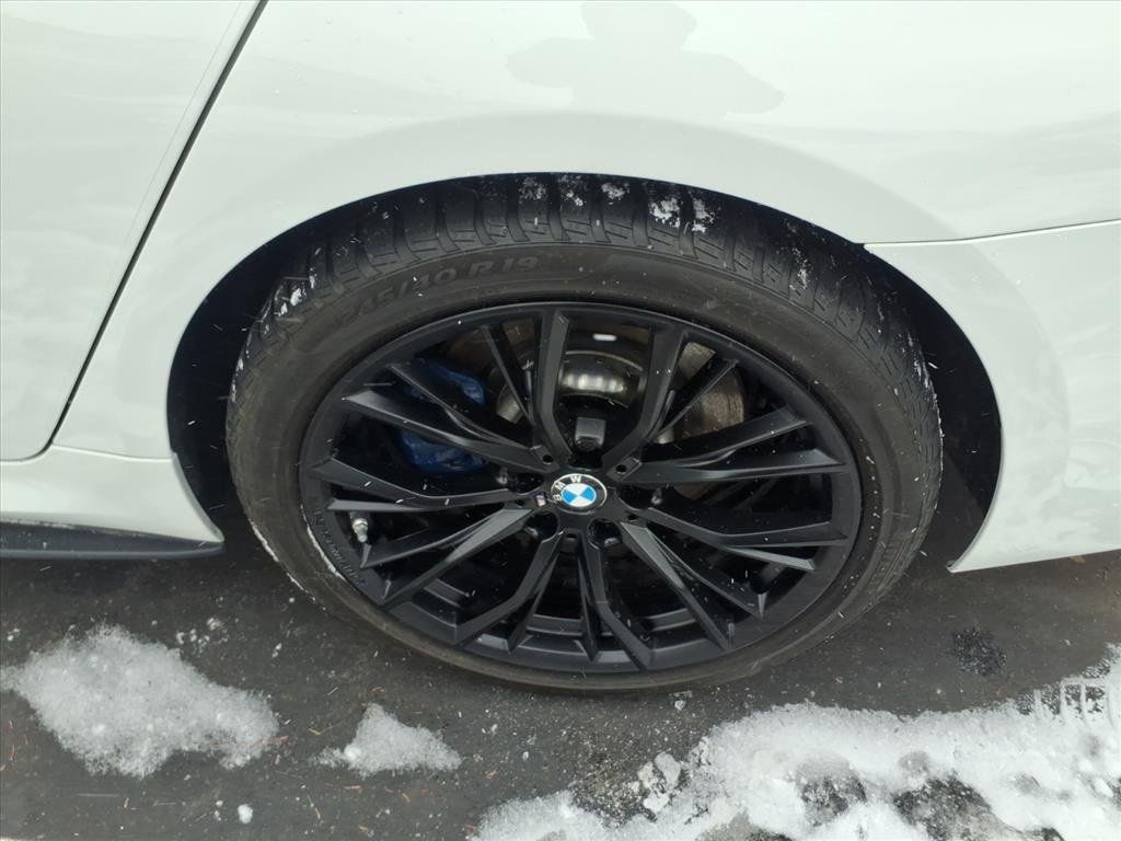 Used 2018 BMW M550i xDrive image 8