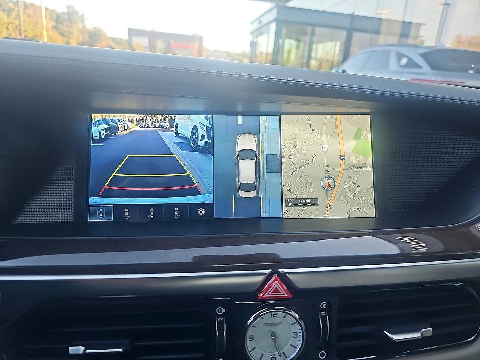 Used 2019 Genesis G90 3.3T Premium image 30