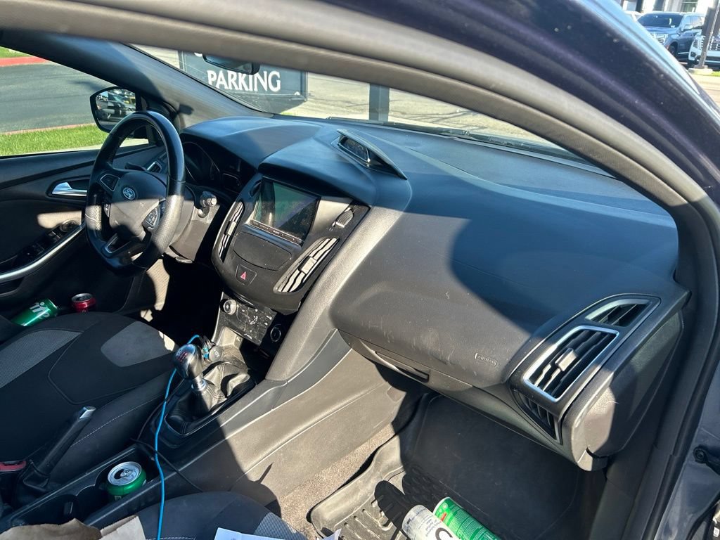Used 2018 Ford Focus ST FWD image 23