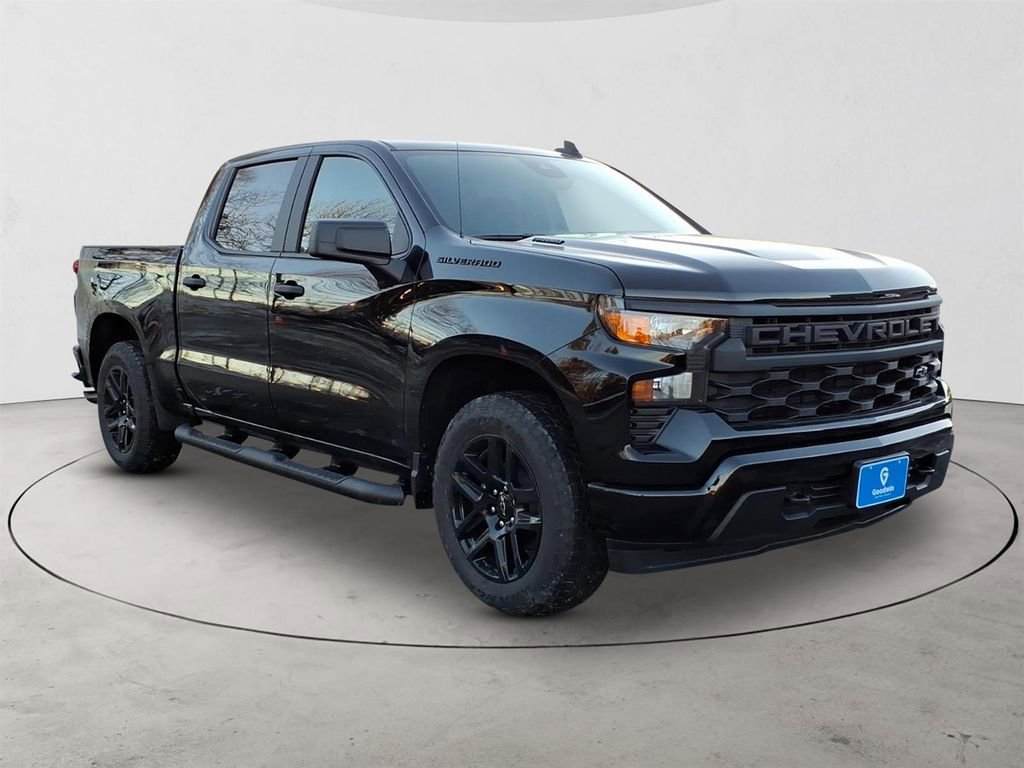 Certified 2026 Chevrolet Silverado 1500 Custom image 3