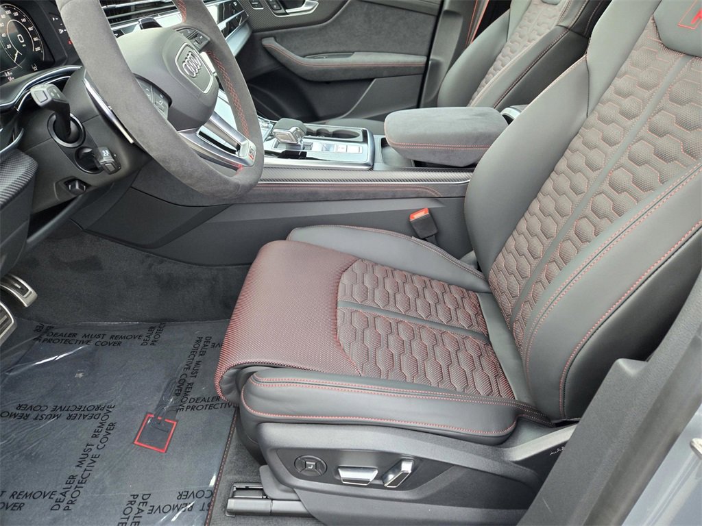 New 2025 Audi RS Q8 performance image 24