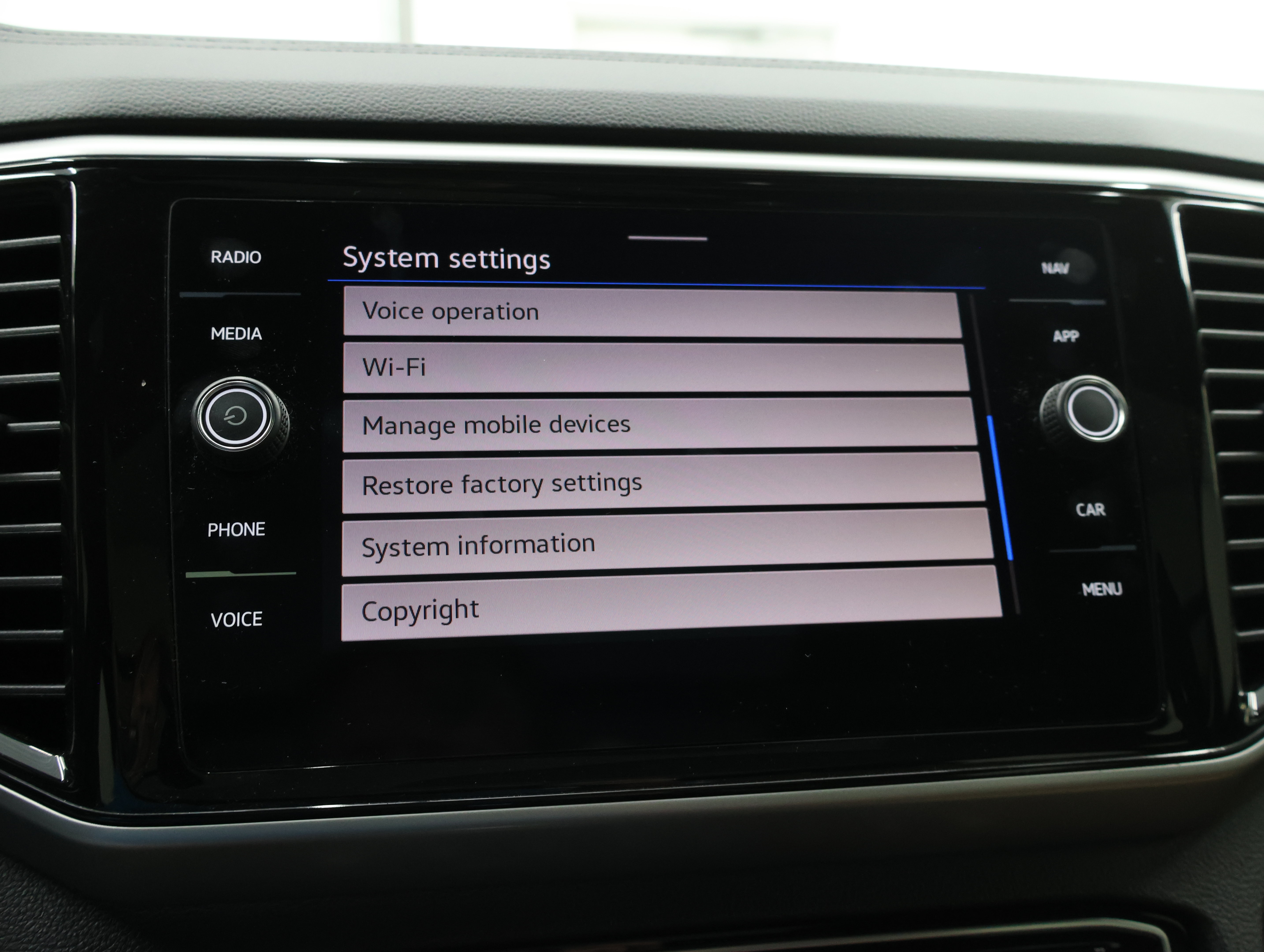 Used 2023 Volkswagen Atlas Cross Sport SEL R-Line AWD/4WD image 64