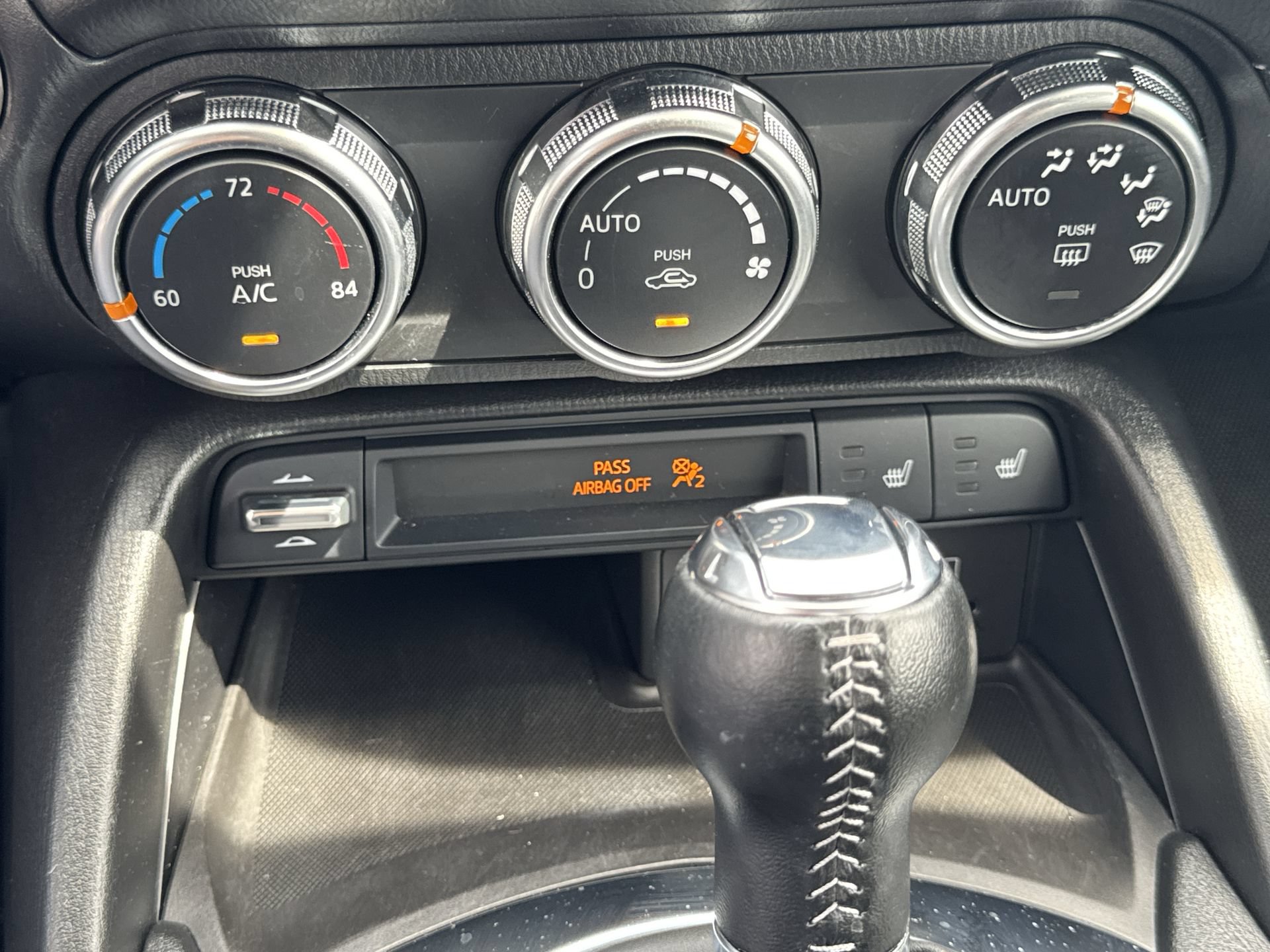 Used 2022 MAZDA MX-5 Miata RF Grand Touring RWD image 22