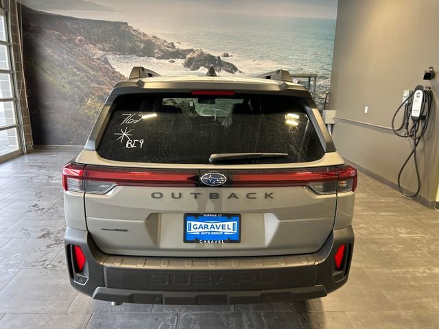 Used 2026 Subaru Outback Premium AWD/4WD image 5