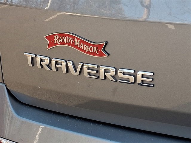 Used 2023 Chevrolet Traverse High Country image 32