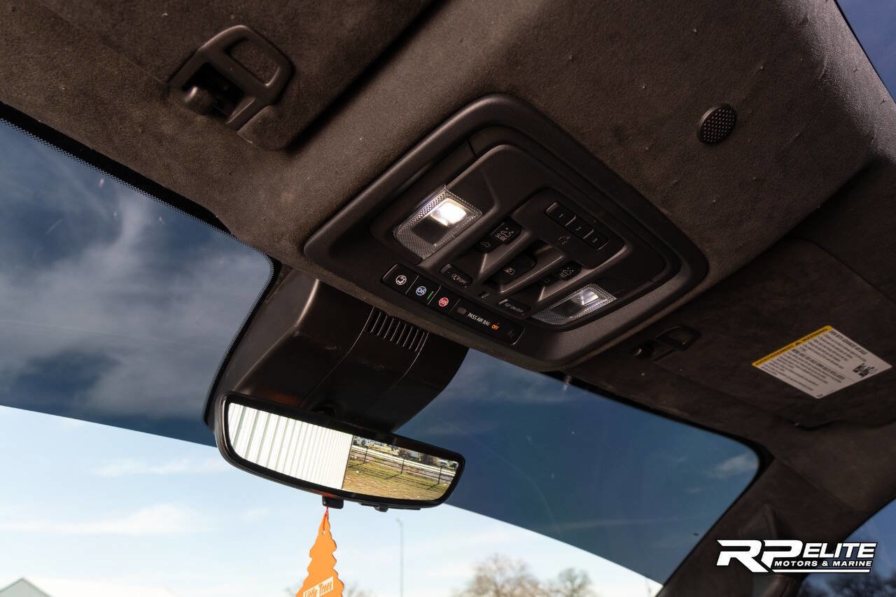 Used 2025 GMC Sierra 2500 Denali Ultimate image 65