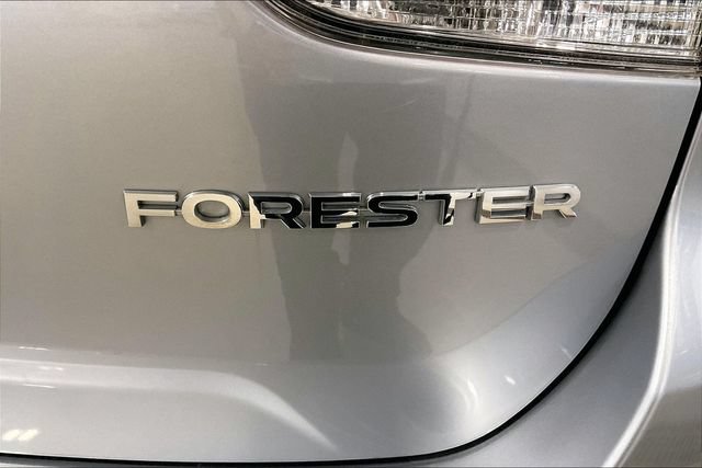 Used 2019 Subaru Forester Limited AWD/4WD image 8