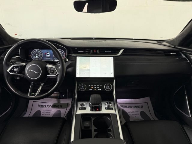 Certified 2023 Jaguar XF R-Dynamic SE AWD/4WD image 26