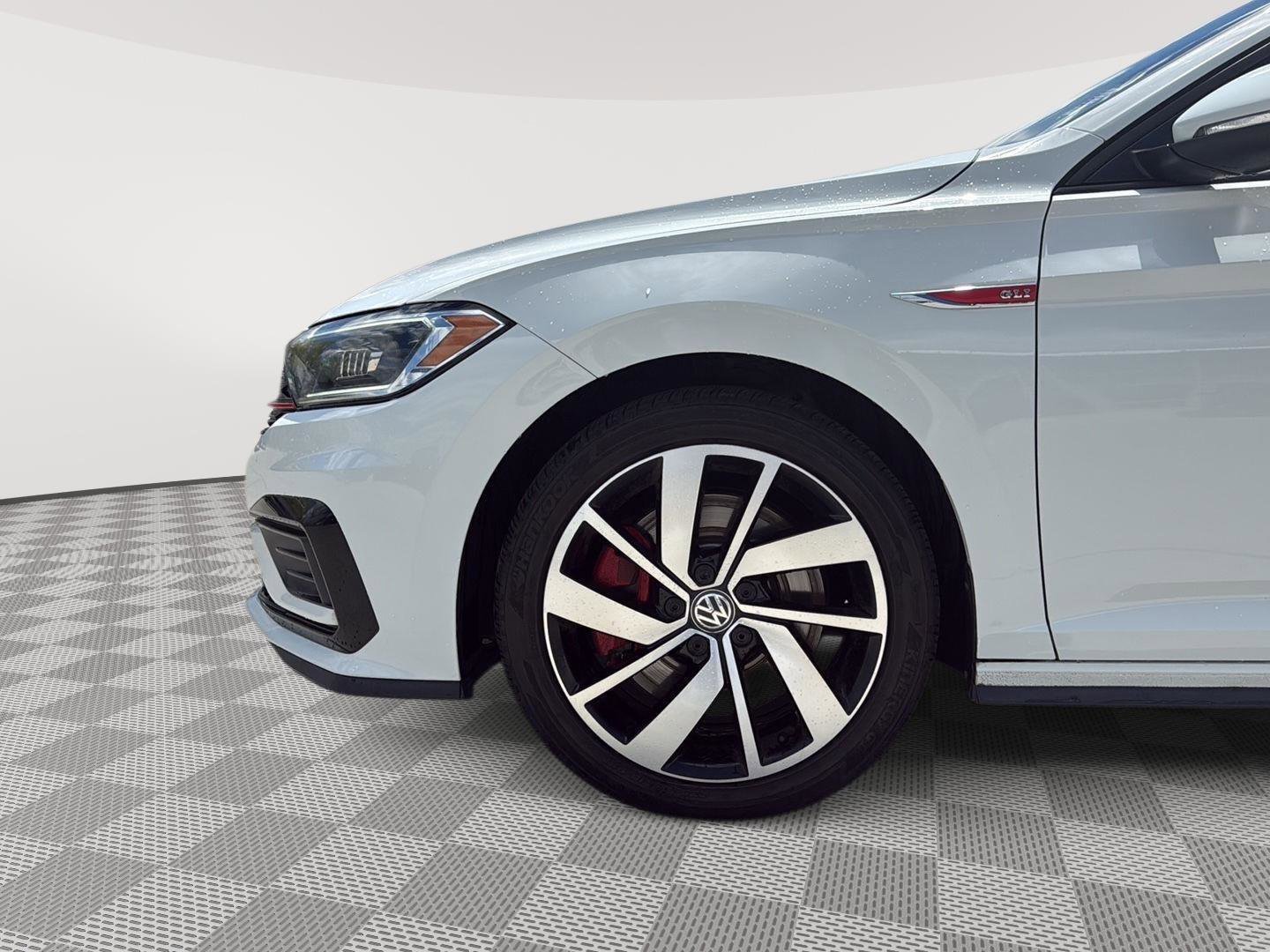 Used 2019 Volkswagen Jetta GLI FWD image 7