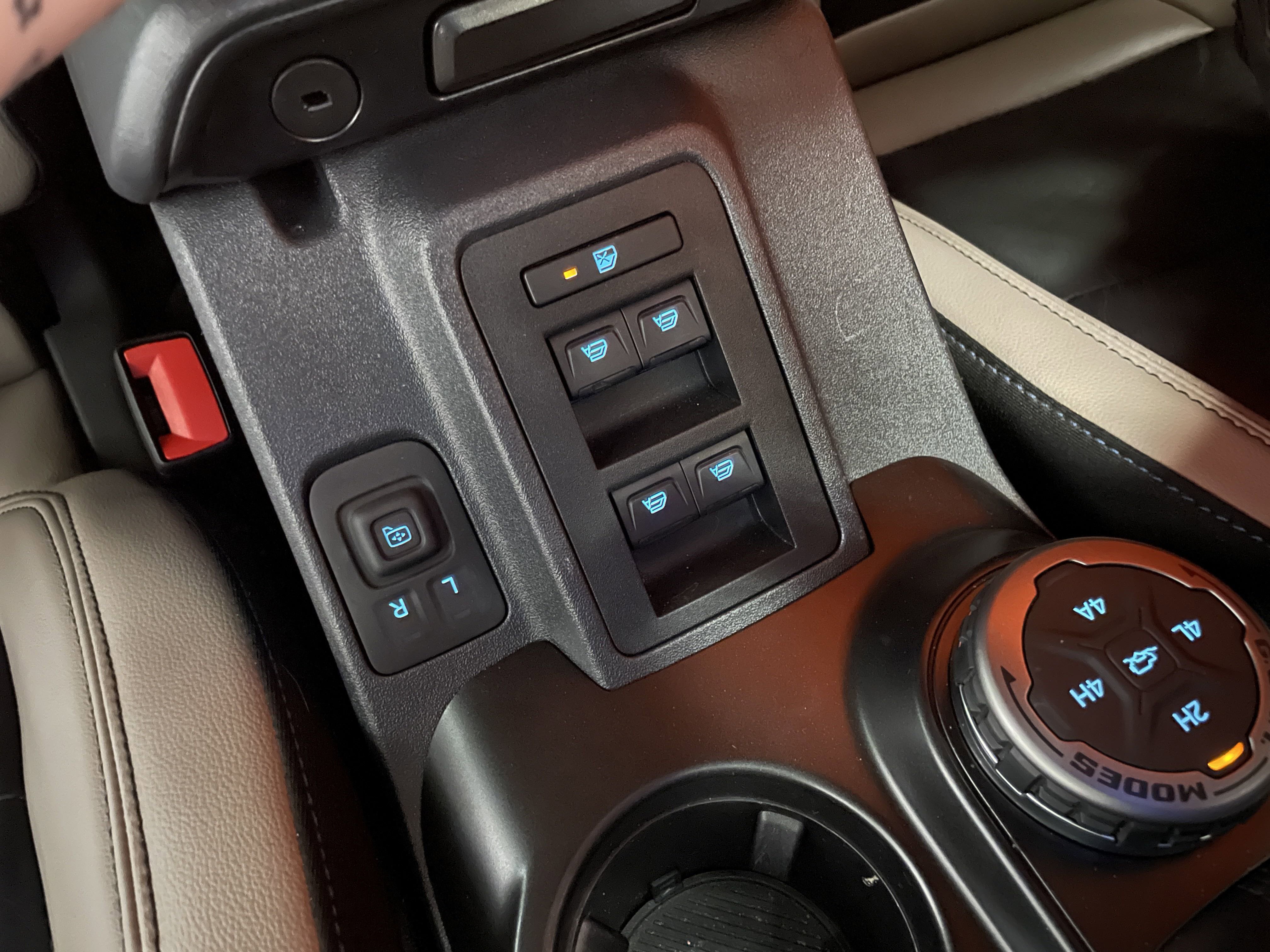 Used 2022 Ford Bronco Wildtrak image 16